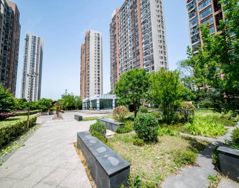 世纪华城西区实景图