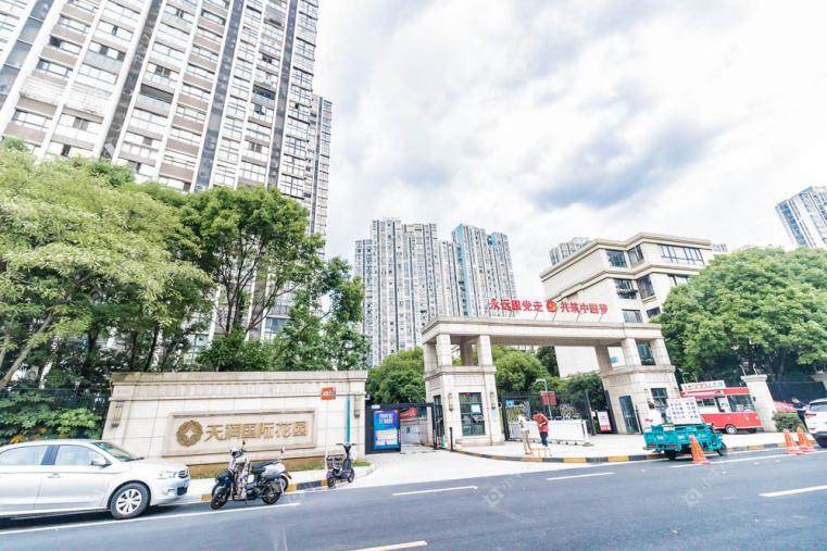 天润国际花园实景图 天润国际花园实景图