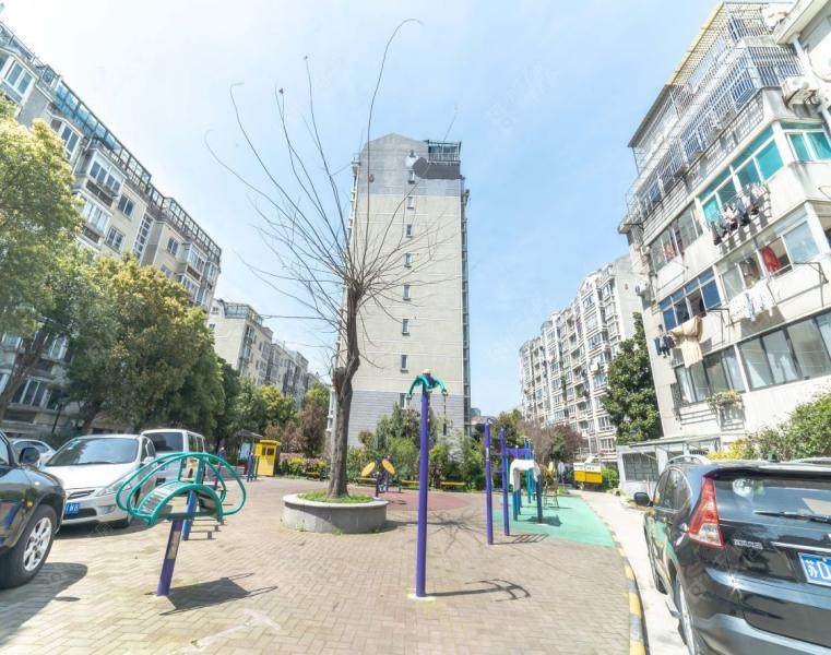 东方花园实景图