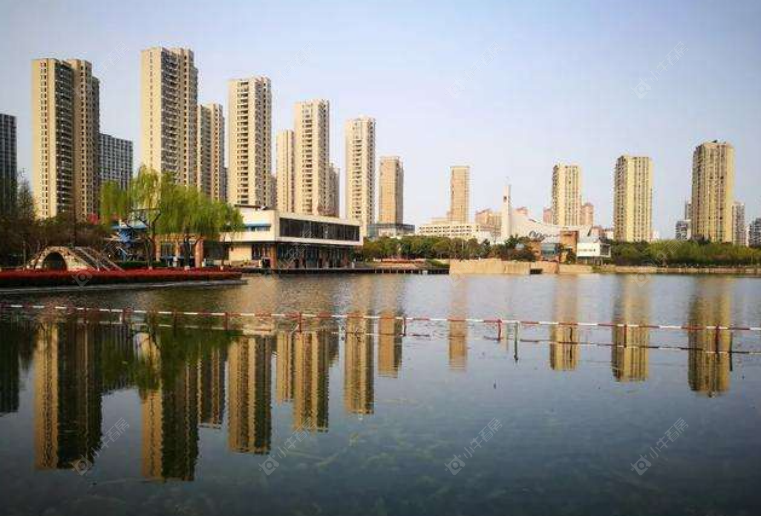 钟楼西林街道实景图