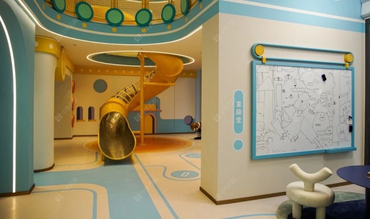 常州公园华府架空层