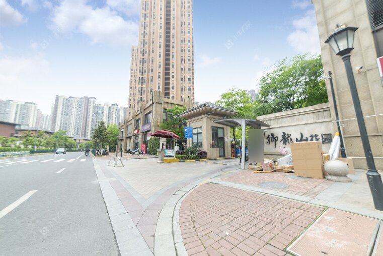 常州常发御龙山花园实景图