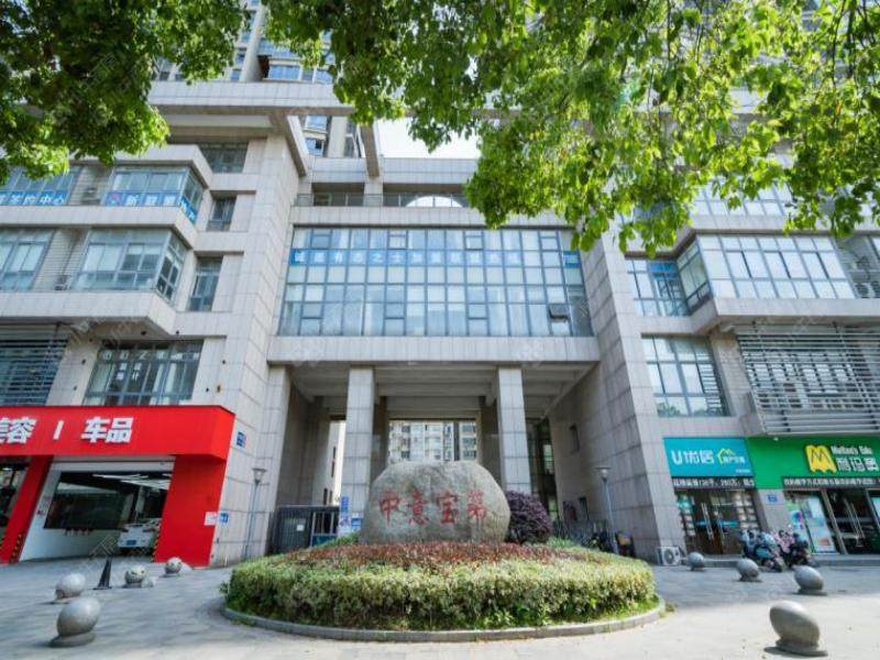 8492元/㎡起钟楼刚需上车盘，中意宝第国企开发配套齐全