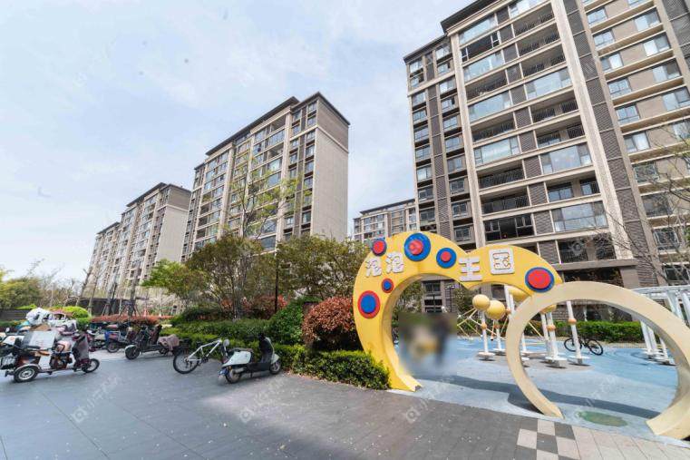 常州昱湖上观实景图