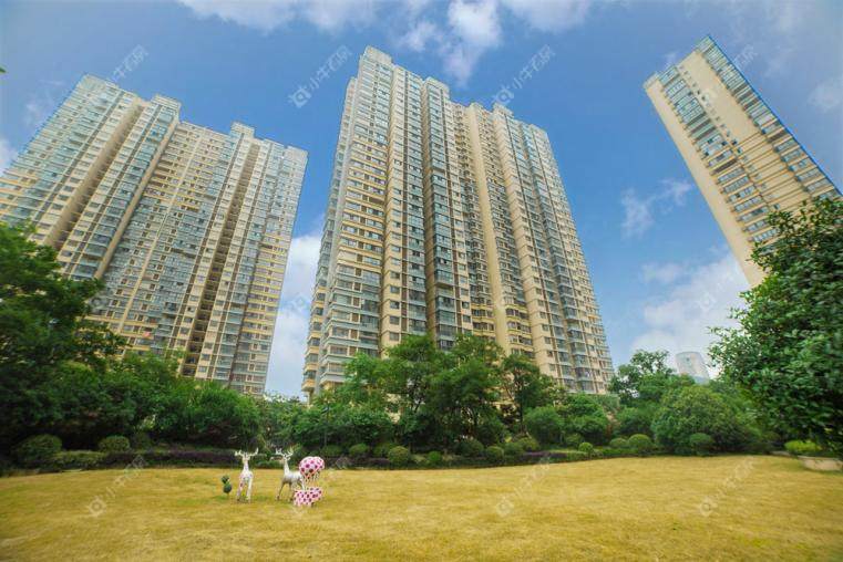 天隽峰小区实景图