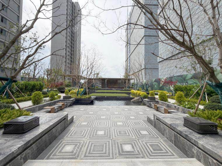 江南潮鸣小区实景图