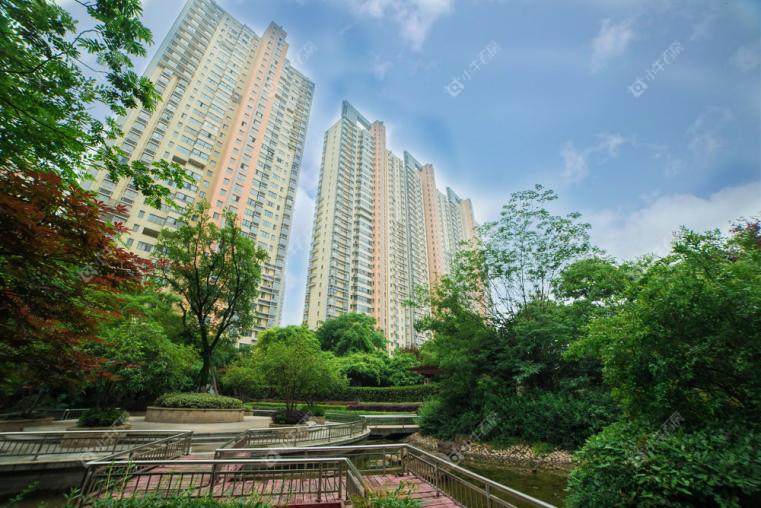 天隽峰小区实景图