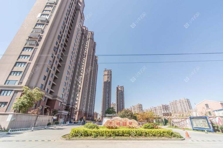 龙城福第实景图