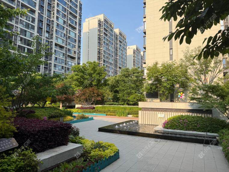 华润紫云府小区实景图3