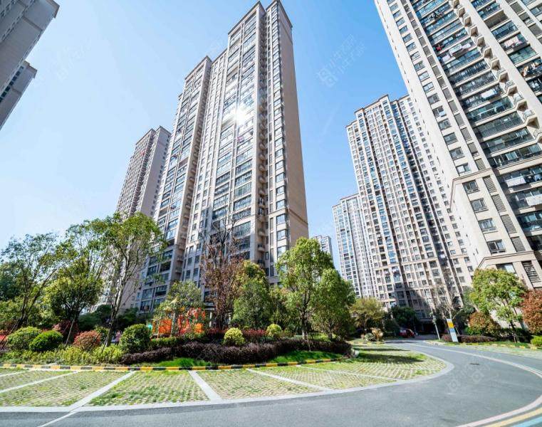 华润国际四期实景图 华润国际四期实景图